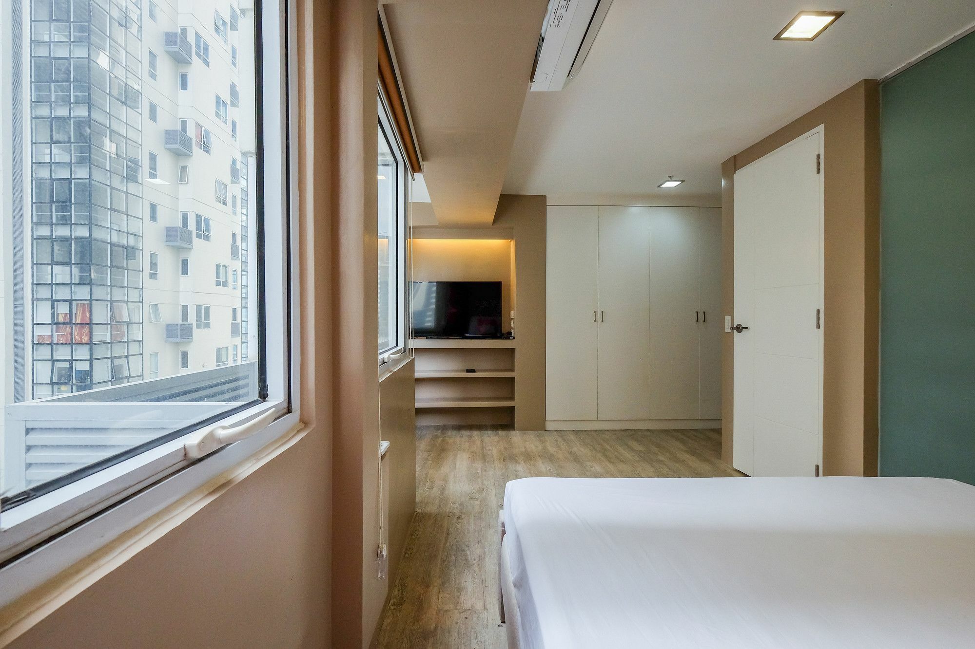 Zen Home Fort Victoria Bgc Тагиг Экстерьер фото