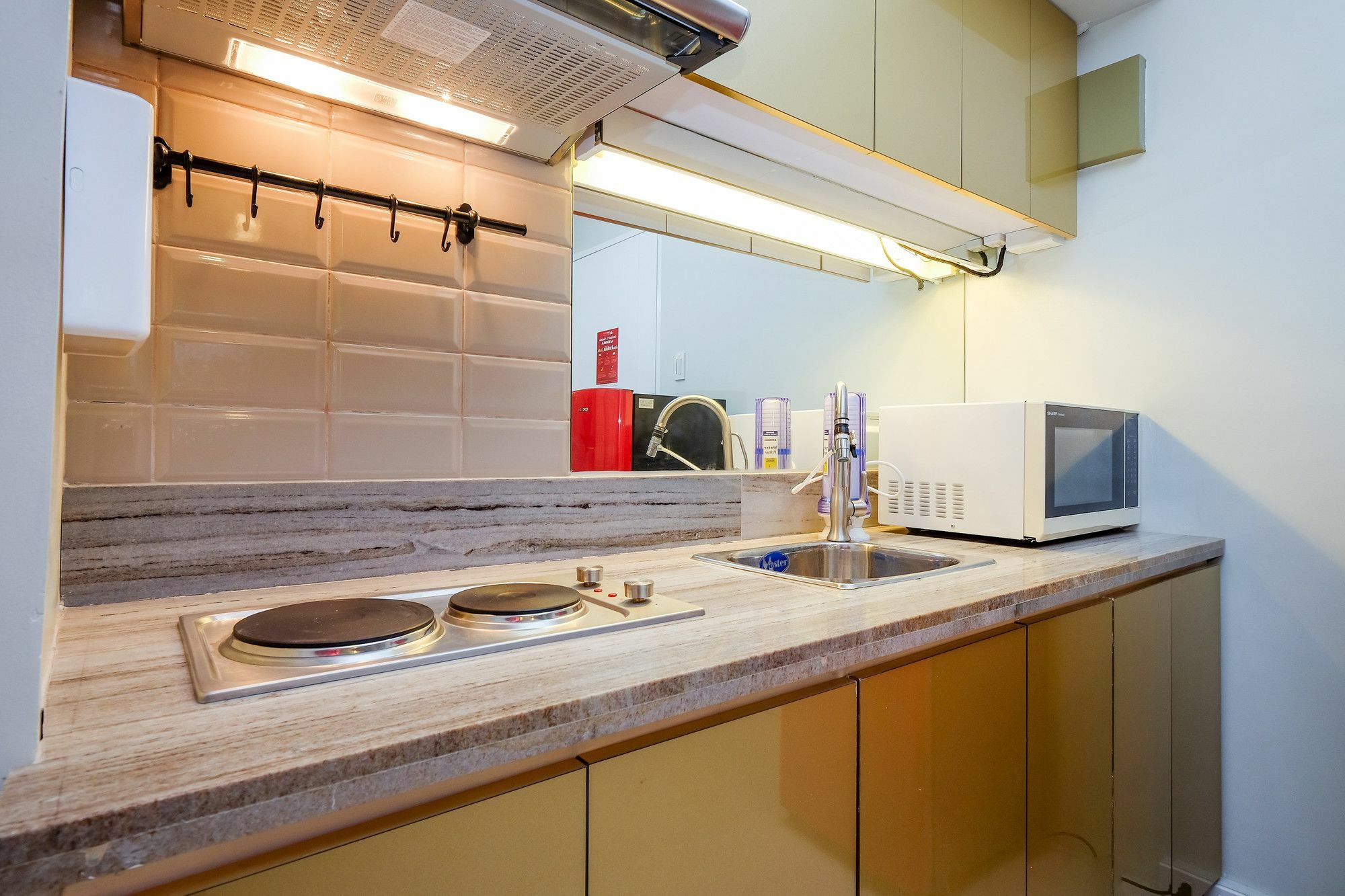 Zen Home Fort Victoria Bgc Тагиг Экстерьер фото